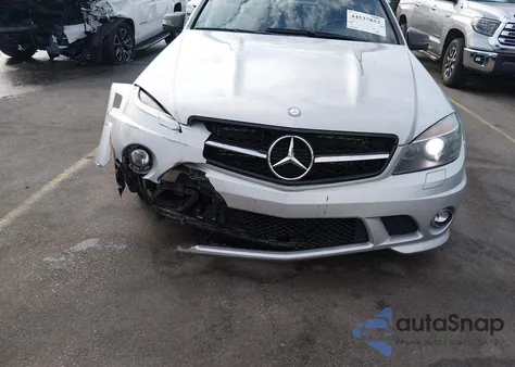 2011 Mercedes-Benz C 63 Amg из США, поврежденный, VIN WDDGF7HB7BF548692